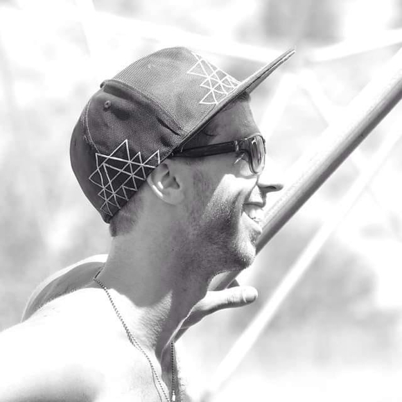 Meet your Posher, Eric - Picture 1 of 1